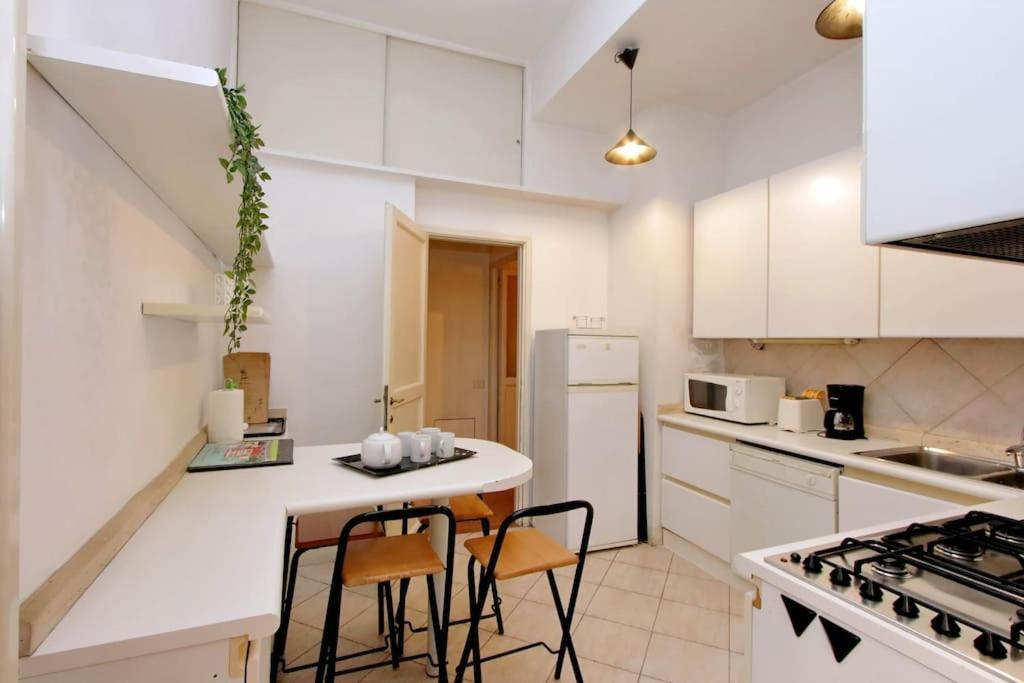 Navona Elegant Two Bedroom Apartment 罗马 外观 照片